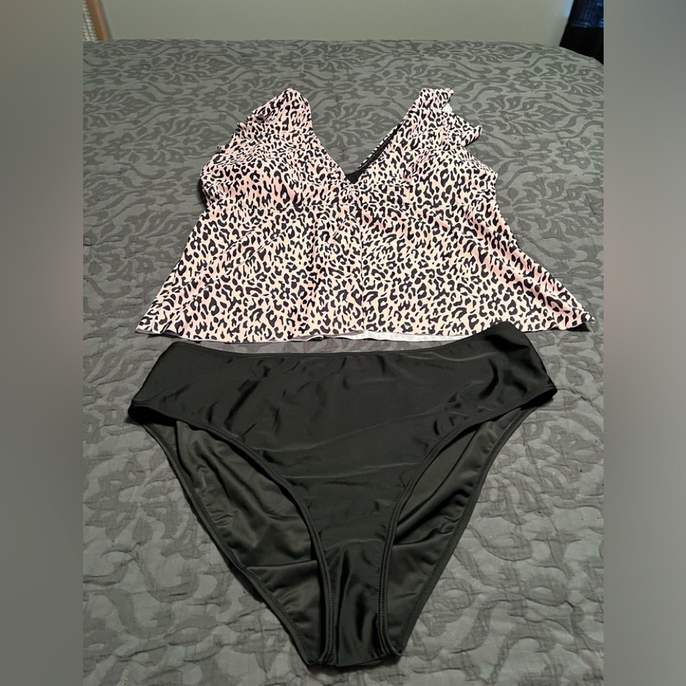 New plus size swimsuit from Shein